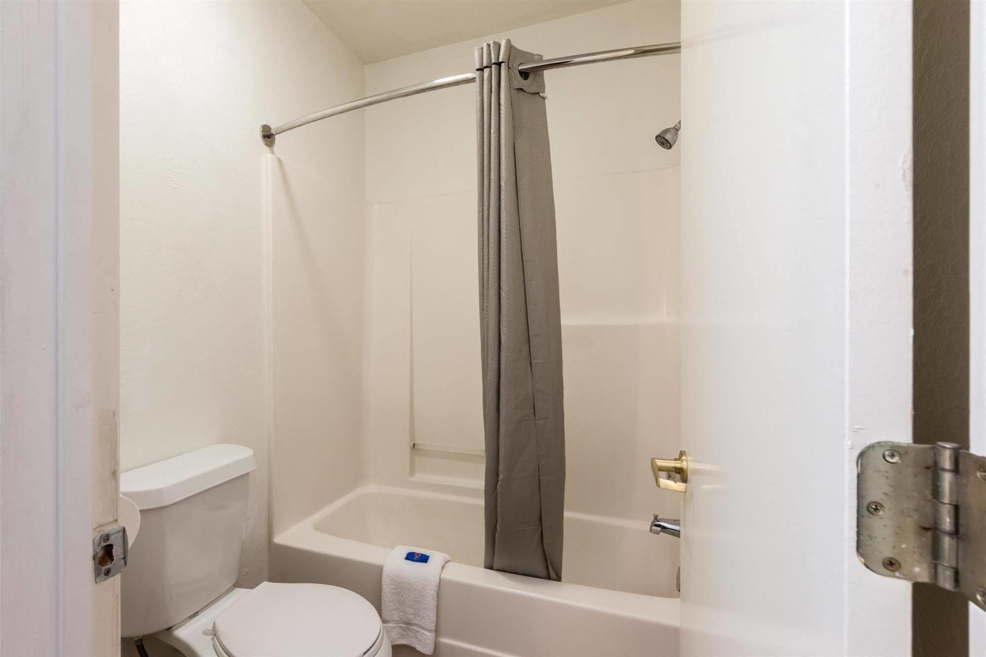 Motel 6 Seguin Tx Εξωτερικό φωτογραφία